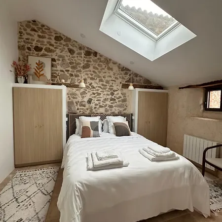 Stone & Hébergement de vacances *
